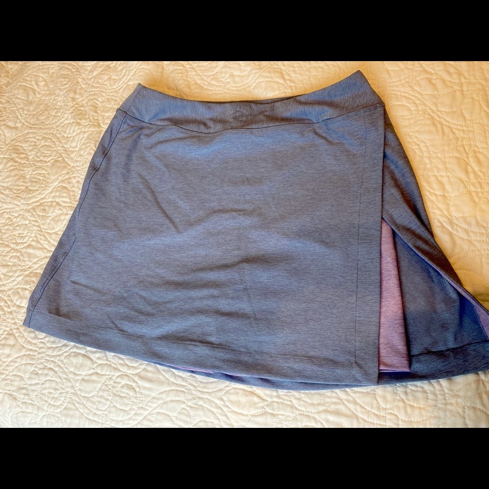 Outdoor Voices Court Skort - lilac/blue